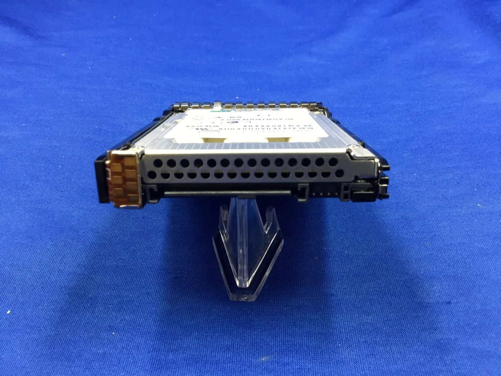 P04537-B21 HPE 3.2TB SAS 12G MIXED USE SFF SC PM5 SSD P06582-001 P04174-004