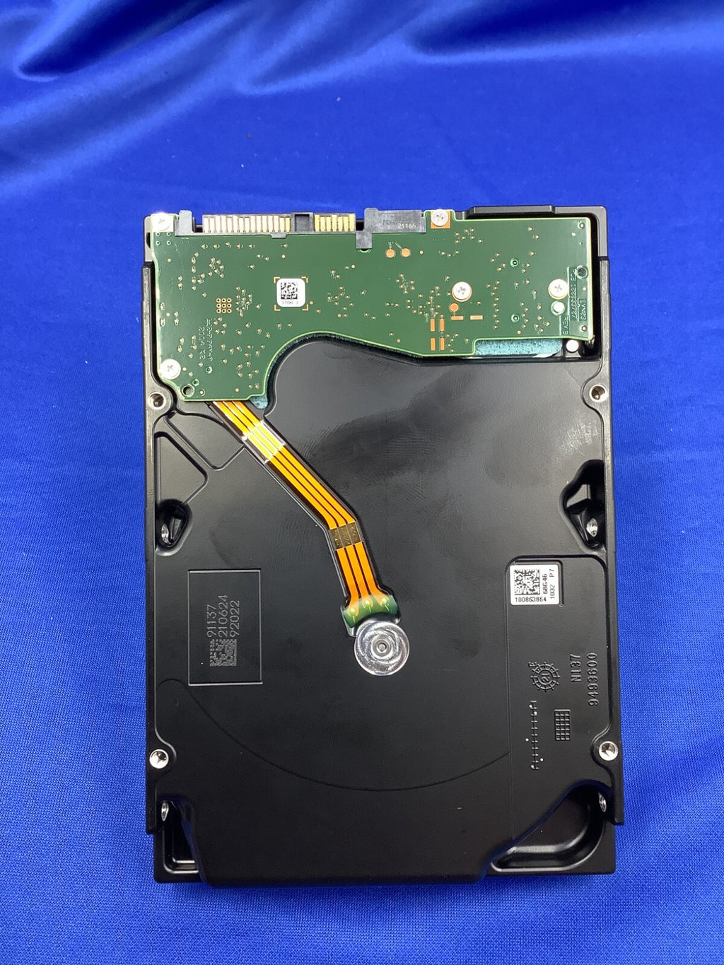 ST16000NM002G Seagate Exos X16 16TB 7.2K SAS 12Gb/s 512e/4Kn 3.5” HDD New Pull
