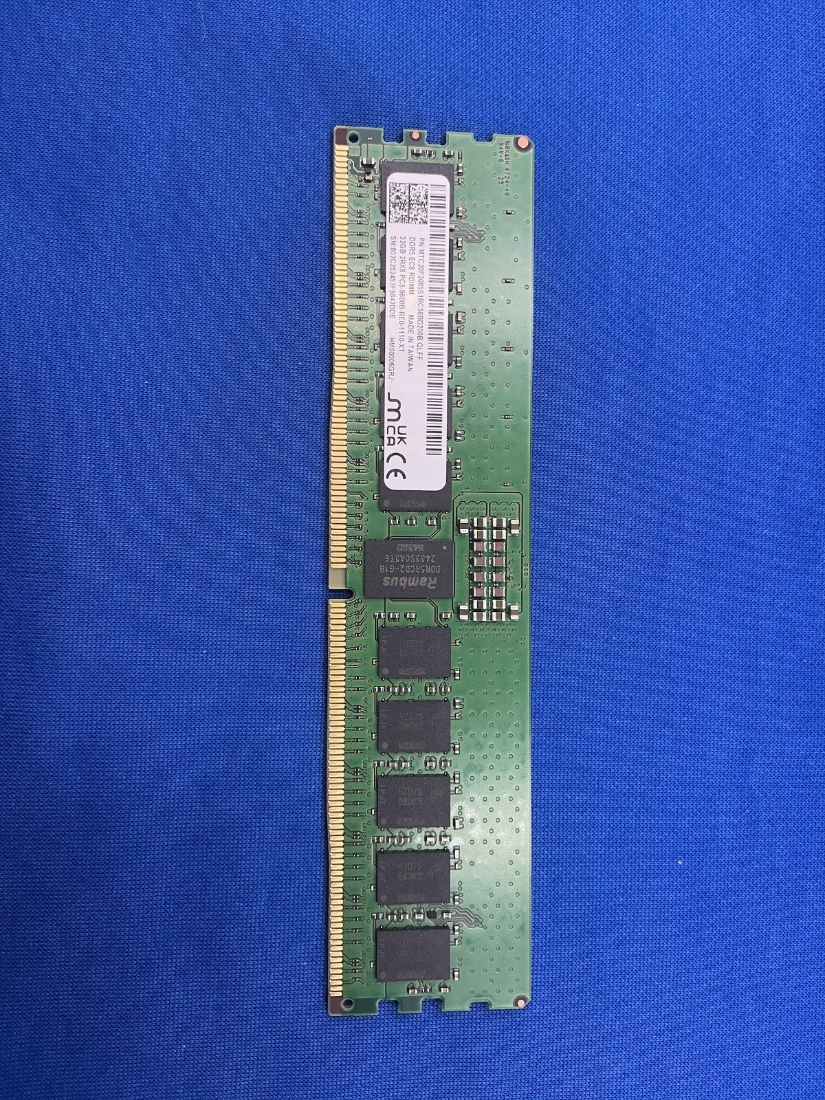 MTC20F2085S1RC56BD200B MICRON 32GB (1X32GB) 2RX8 PC5-5600B RDIMM MEMORY