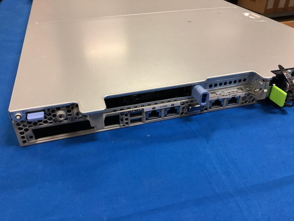 Cisco UCSC-C220-M5SX 10-Bay Barebones ; MOBO# 15015-1, 2x1600W PSU, RAID BATTERY