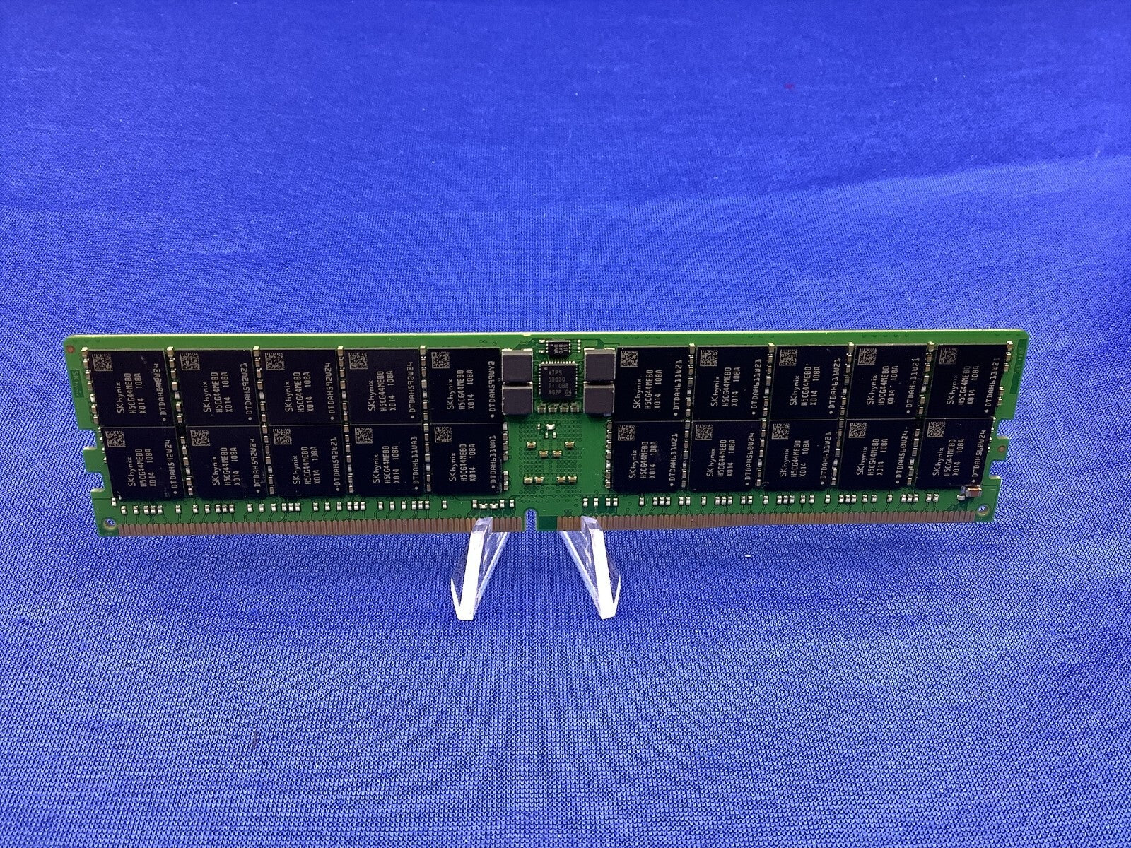 HMCG94MEBRA108N HYNIX 64G (1X64GB) 2RX4 PC5-4800B RDIMM MEMORY