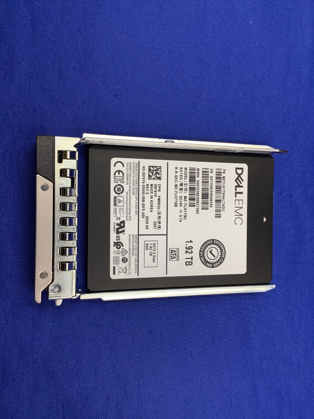 9F9Y6 Dell 1.92TB SATA 6Gbps Read Intensive 2.5'' SSD 09F9Y6 MZ-7LH1T9C