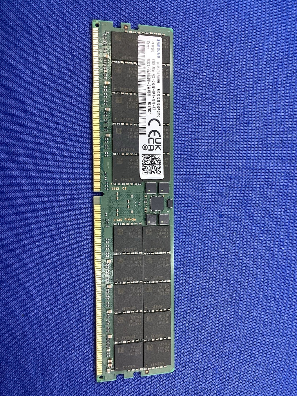 M321R8GA0EB0-CWM  SAMSUNG 64GB (1X64GB) 2RX4 PC5-5600B RDIMM SERVER MEMORY