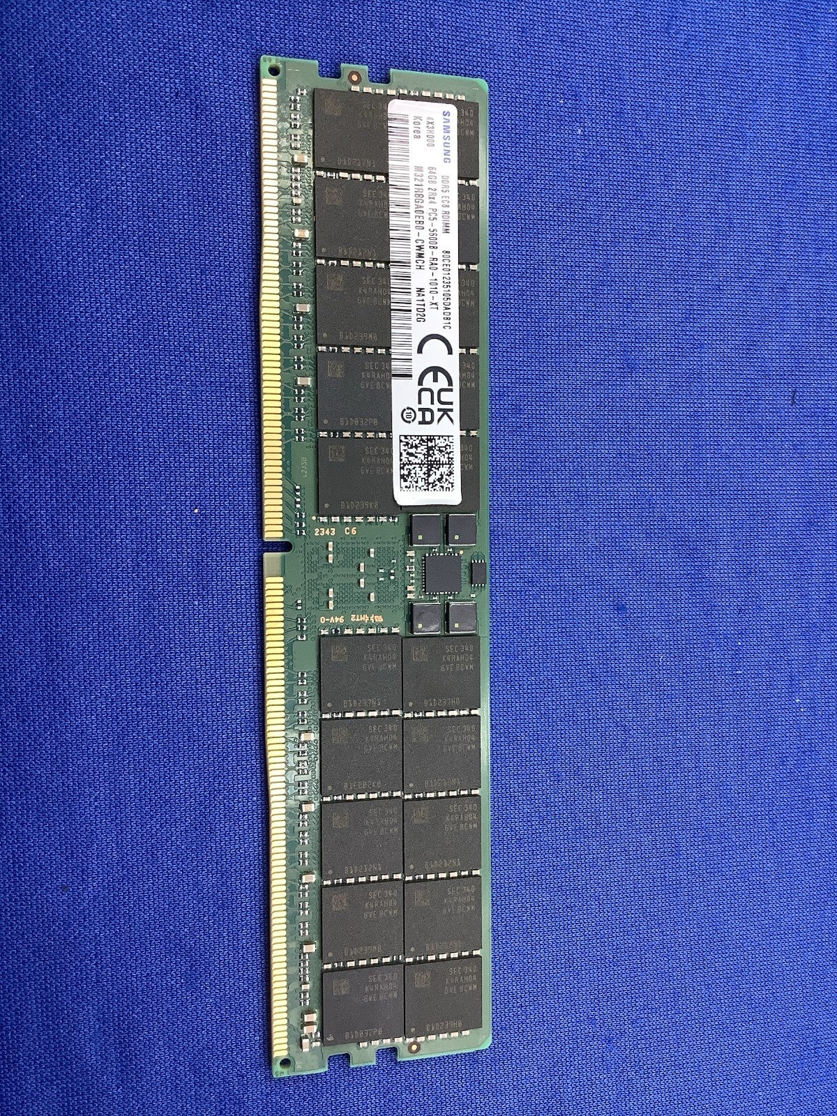 M321R8GA0EB0-CWM  SAMSUNG 64GB (1X64GB) 2RX4 PC5-5600B RDIMM SERVER MEMORY