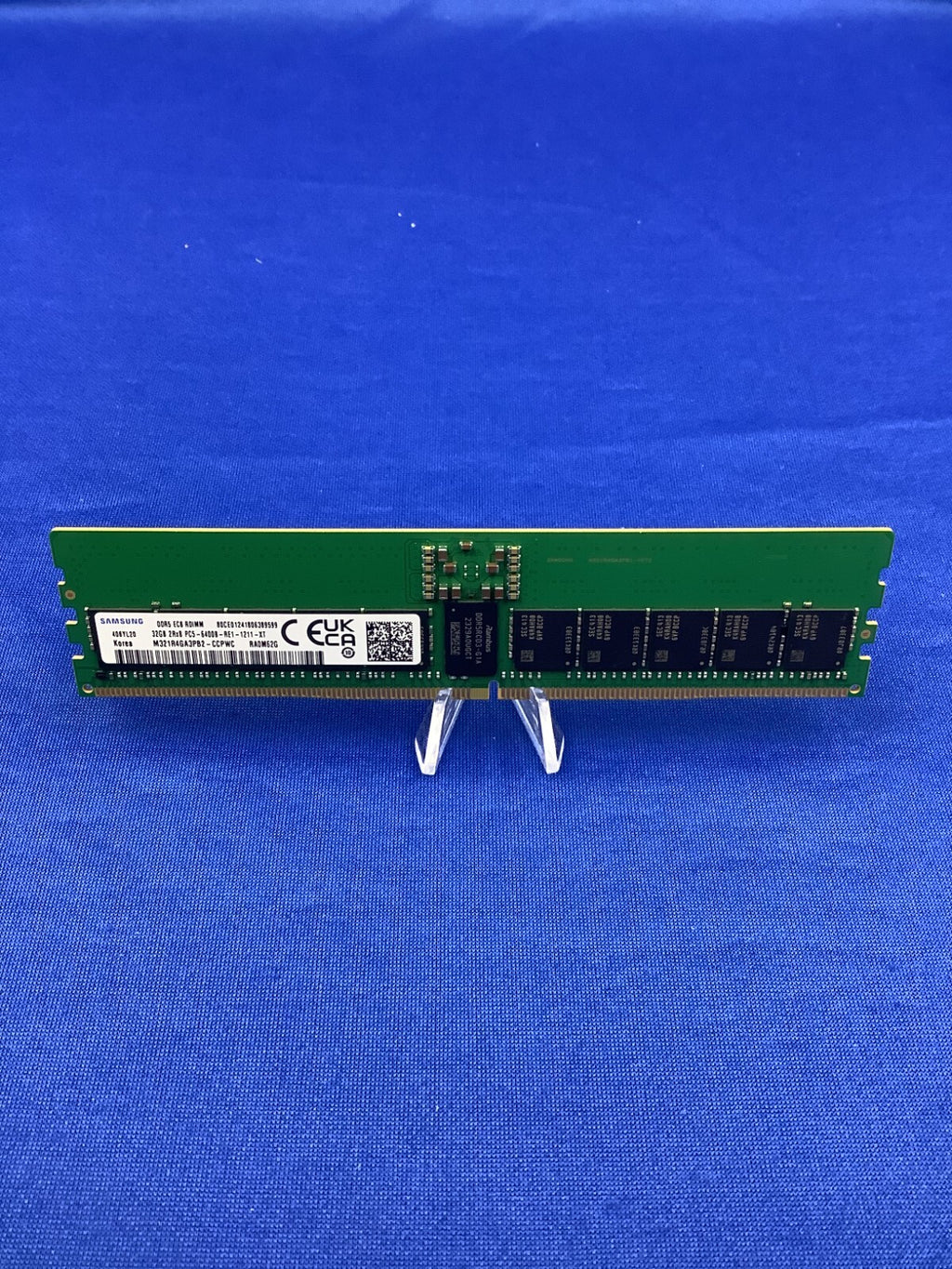 M321R4GA3PB2-CCP SAMSUNG 32GB (1X32GB) 2Rx8 PC5-6400B RDIMM MEMORY