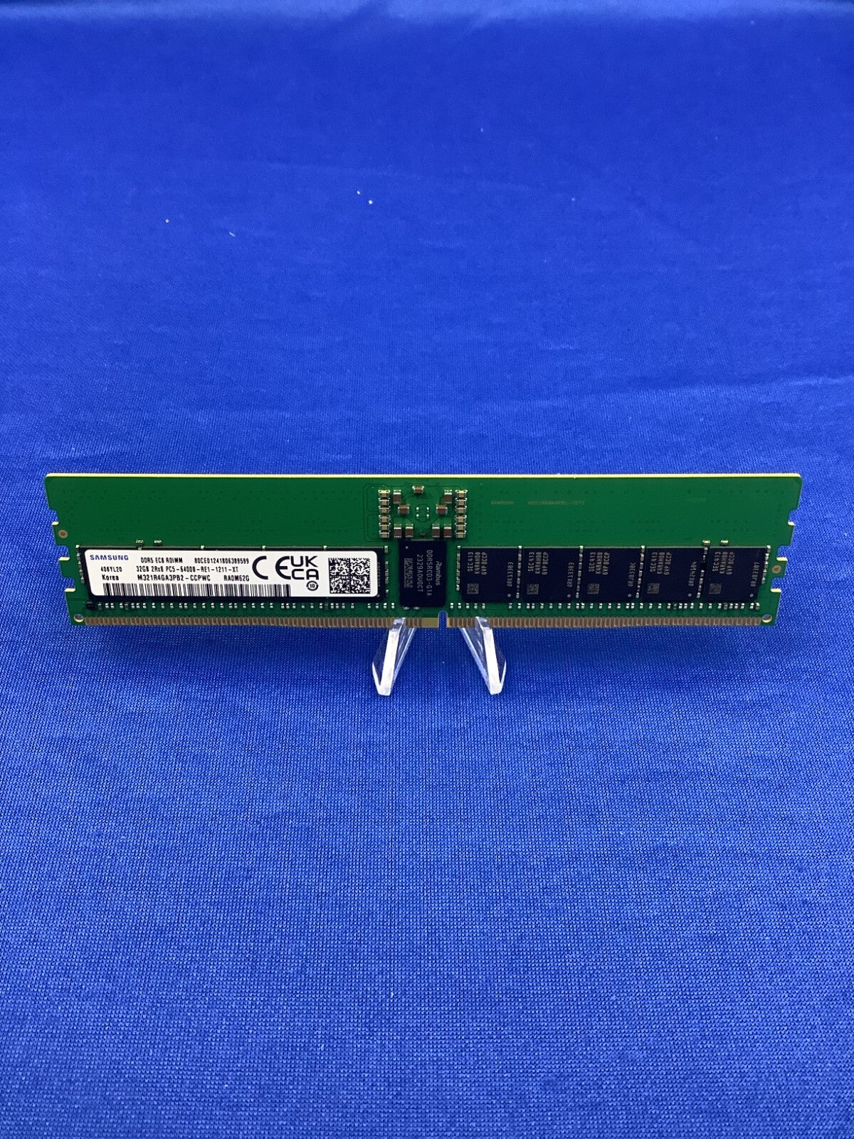 M321R4GA3PB2-CCP SAMSUNG 32GB (1X32GB) 2Rx8 PC5-6400B RDIMM MEMORY