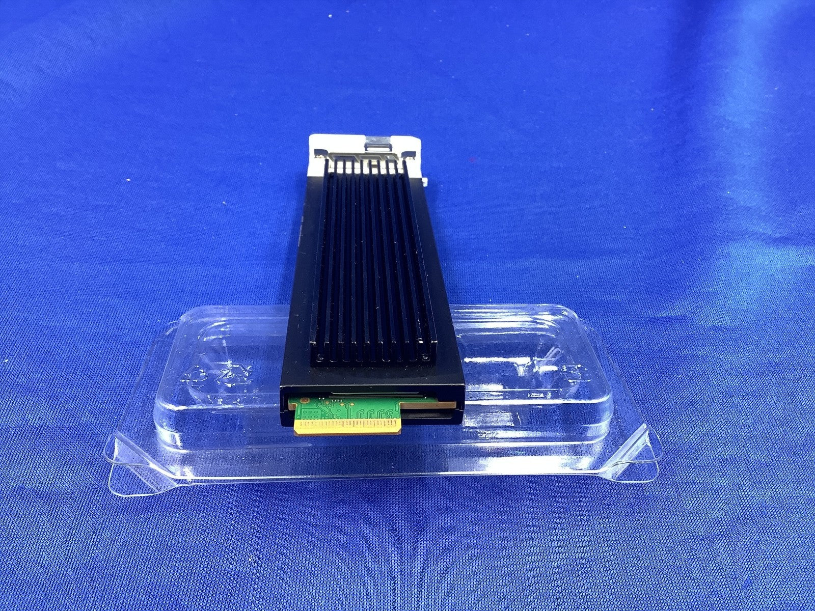 MICRON DELL 08G76D 7450 PRO 7.68TB NVME E1.S PCIe4.0 SSD MTFDKCE7T6TFR 8G76D