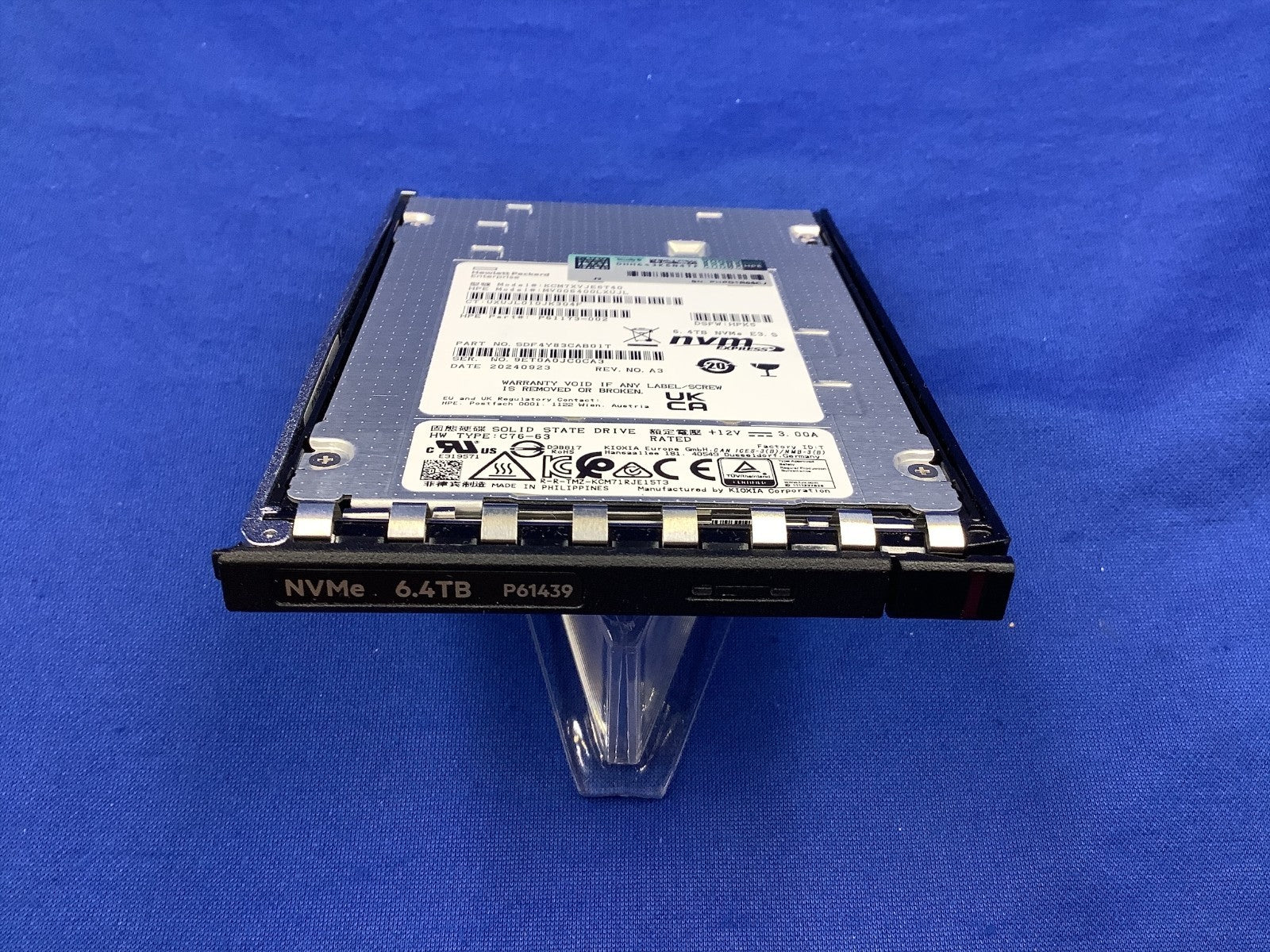 P61196-B21 HPE 6.4TB NVMe Gen5 MU E3S CM7-V Series KCM7XVJE6T40 SSD P61439-001