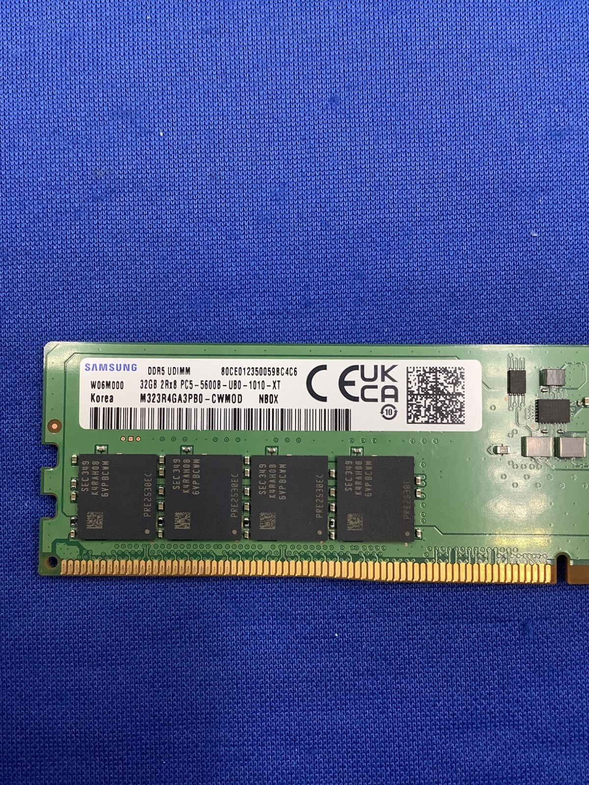 M323R4GA3PB0-CWM SAMSUNG 32GB (1X32GB) 2RX8 PC5-5600B UDIMM MEMORY