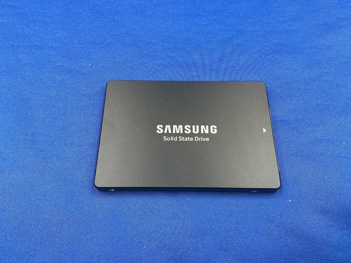 MZ-7KM960N Samsung SM863a Series 960GB SATA 6Gbps 2.5" SSD MZ7KM960HMJP-00005