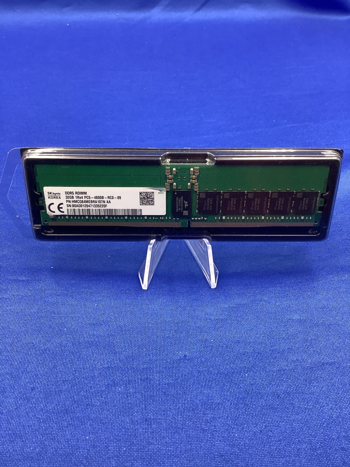HMCG84MEBRA107N HYNIX 32GB (1X32GB) 1RX4 PC5-4800B ECC RDIMM MEMORY