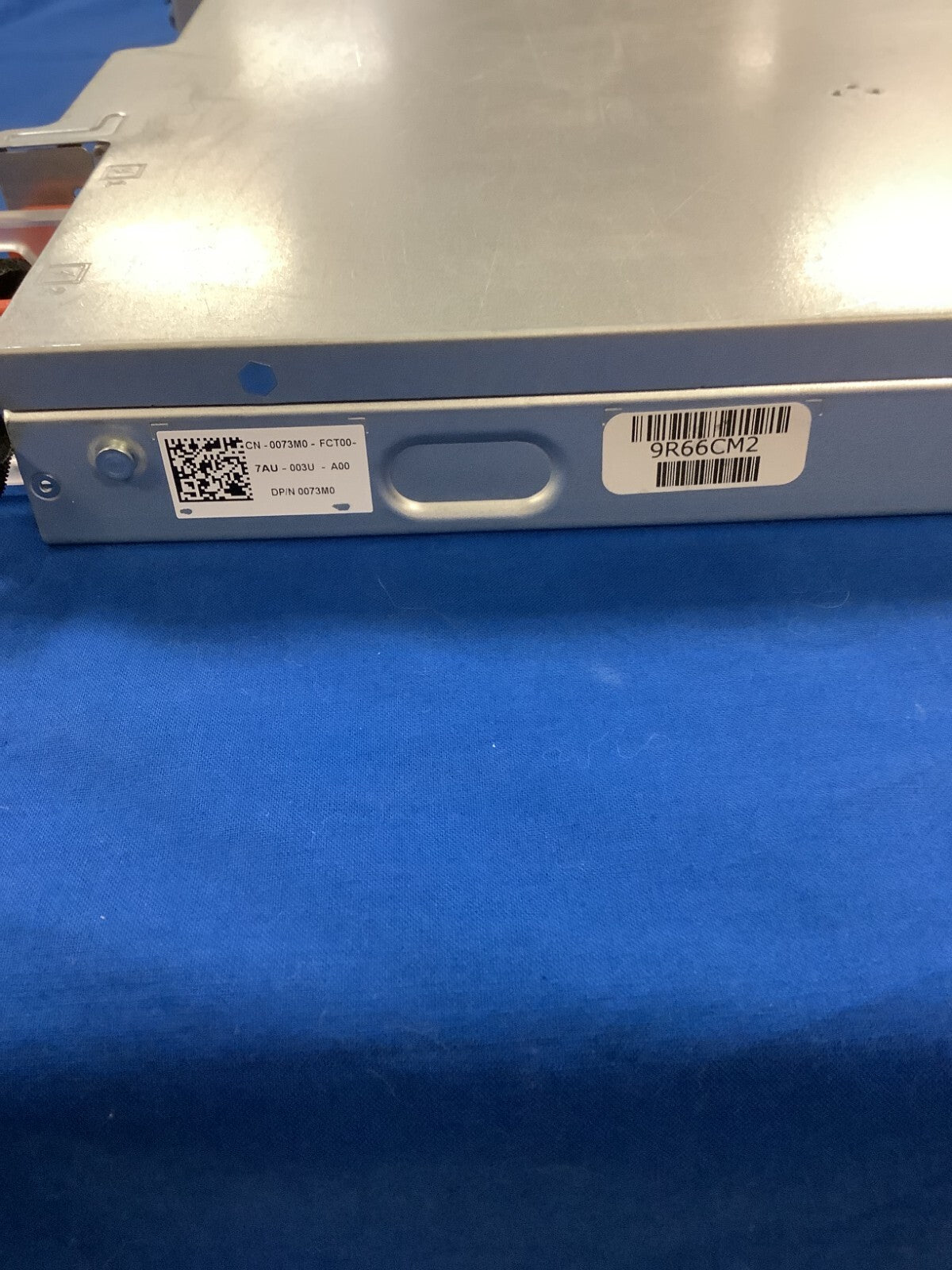Dell EMC XC430 4-Bay 3.5" MOBO: CN7X8, 2x 550W PSU, Fans, Cables, & 16GB SD Card
