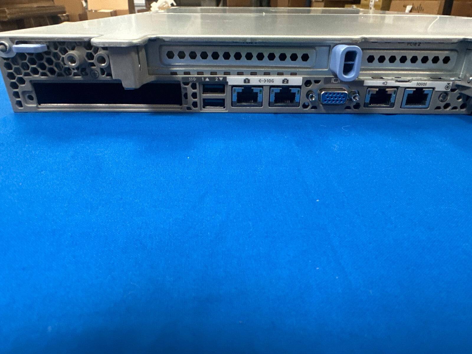 Cisco HXAF220C-M5SX UCSC C220 M5 10SFF 2*PSU MLOM-C25Q-04 RAID-M5 CTO Server