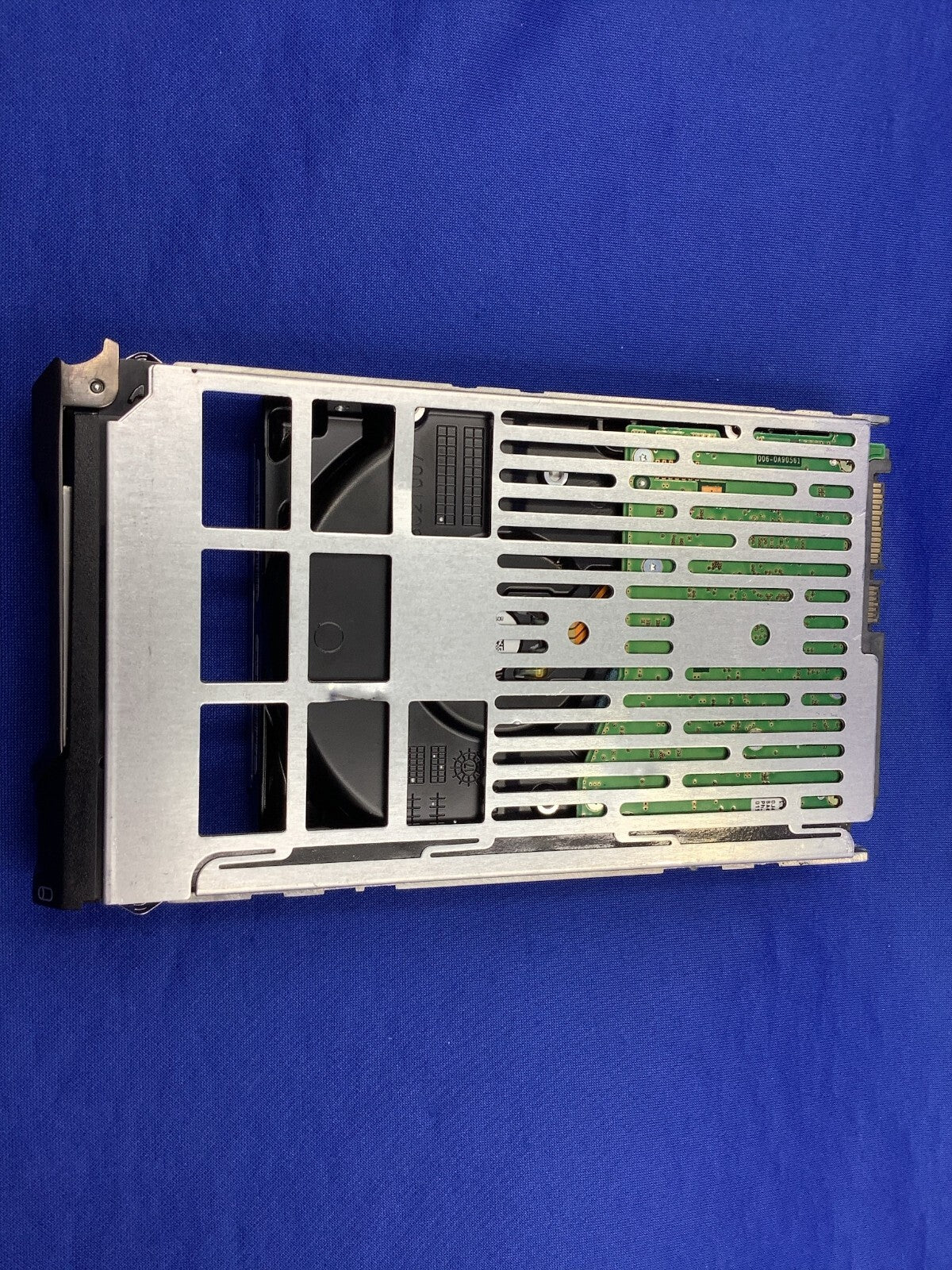 KRV2W DELL 8TB 7.2K SATA 3.5" 6Gb/s 512e HDD WITH DELL 094R4K Dell 3.5" LFF Hard