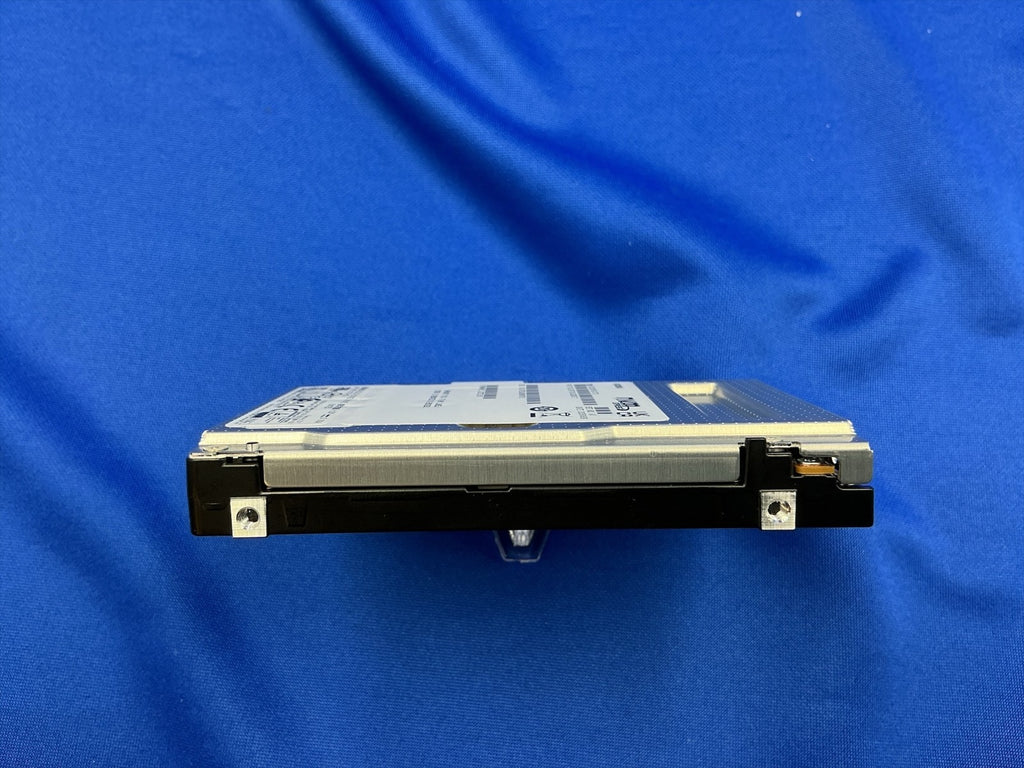 KCD8XPUG15T3  KIOXIA CD8P-R Series 15.36TB PCIe5.0 x4 NVMe 2.5'' Internal SSD
