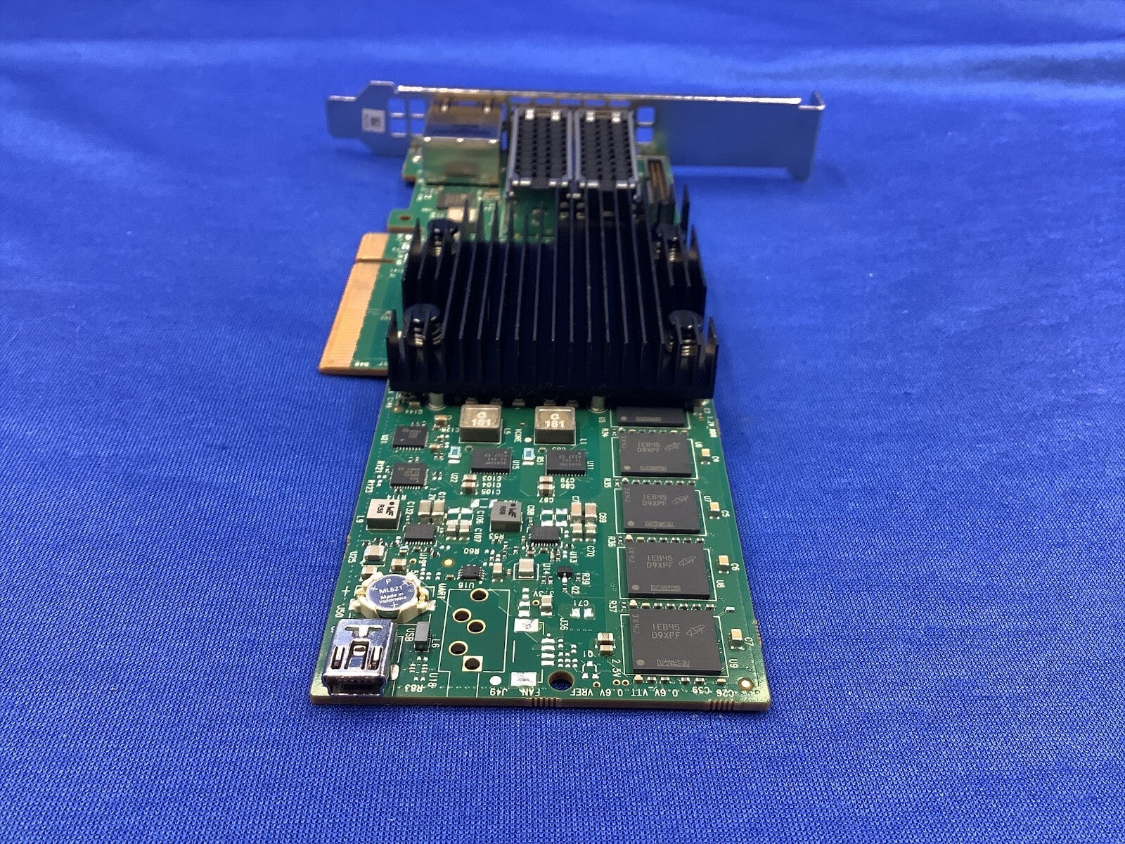 MBF2H332A-AECOT  NVIDIA Bluefield-2  25GbE 2xSFP56 Gen 4.0 x8 DPU 2-Port Adapter