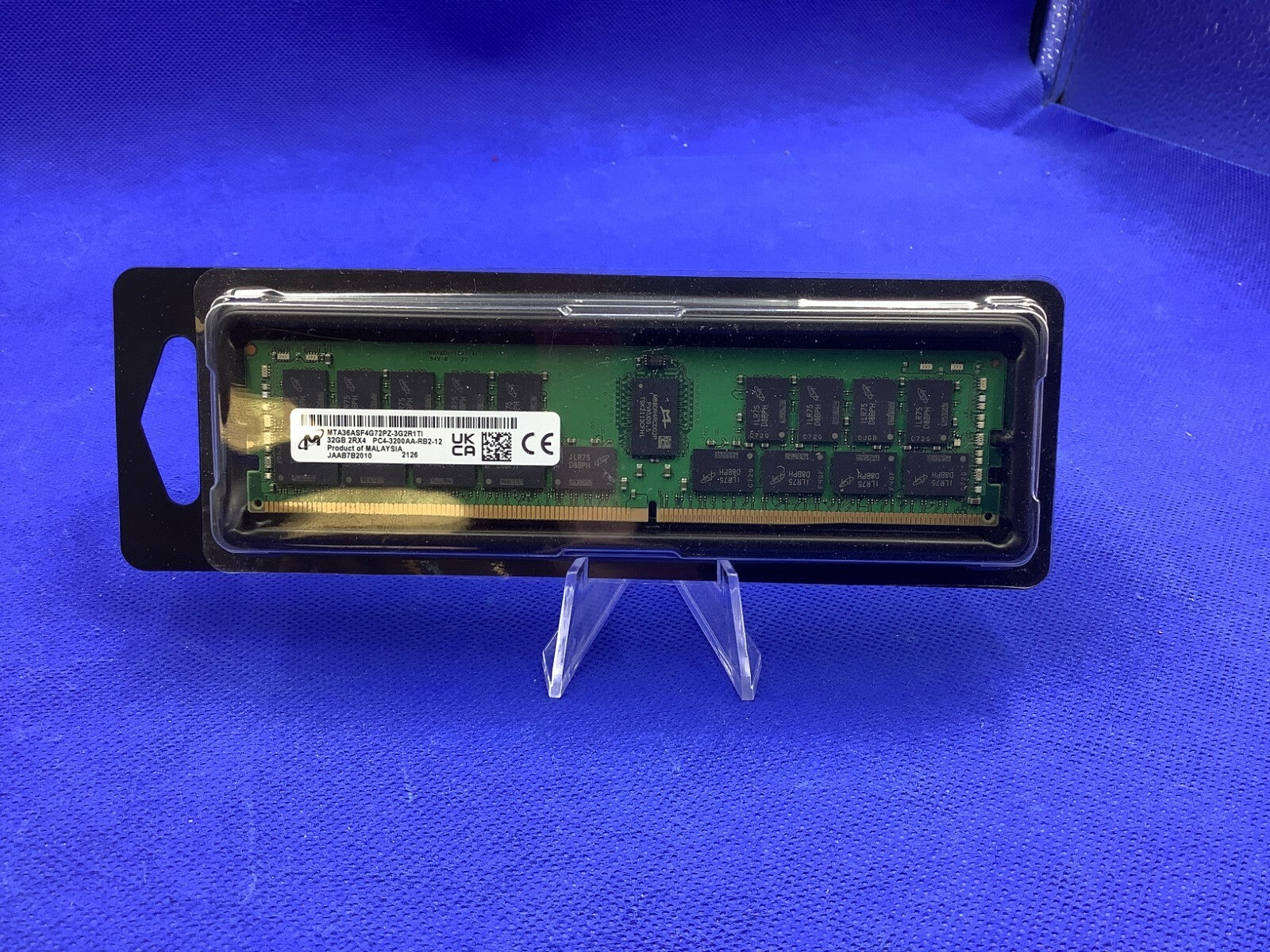 MTA36ASF4G72PZ-3G2R1 MICRON 32GB (1X32GB) 2RX4 PC4-3200AA SERVER MEMORY