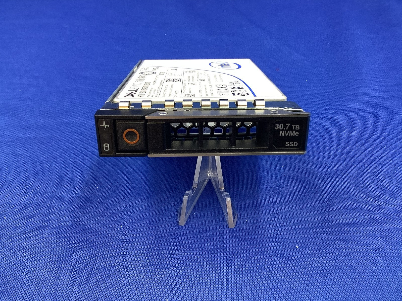 4KCVT DELL EMC 30.72TB QLC PCIe4.0 x4 NVMe 2.5IN U.2 SSD 04KCVT