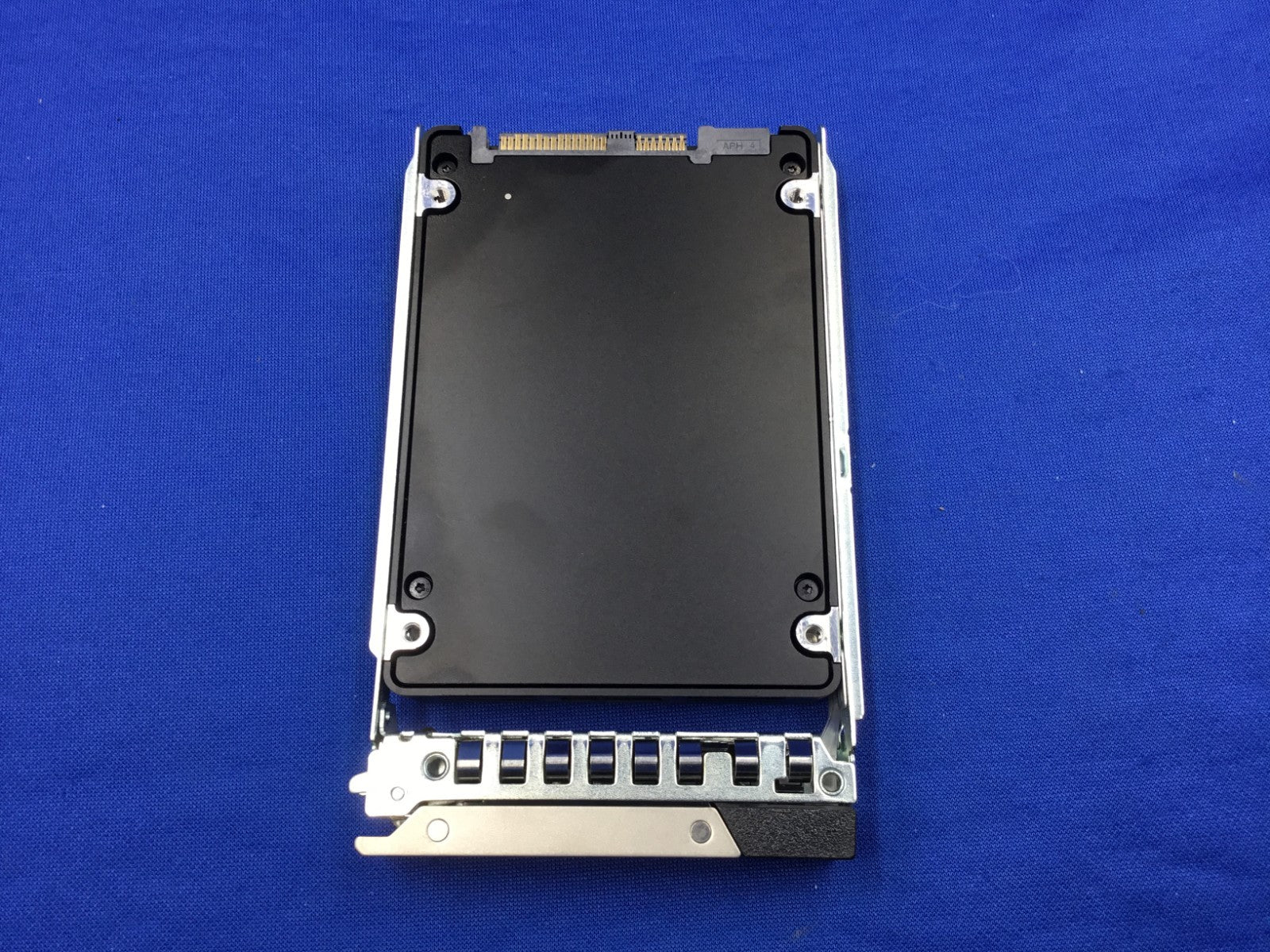 RRXD7 DELL PM1643 7.68TB SAS 12Gbps 2.5Inch Read Intensive SSD 0RRXD7 MZ-ILT7T6A