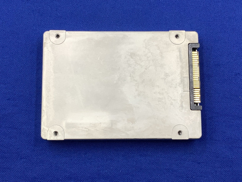 SBFPF2BV307T001 Solidigm D5-P5336 Series (30.72TB, 2.5in PCIe 4.0 x4, 3D5, QLC)