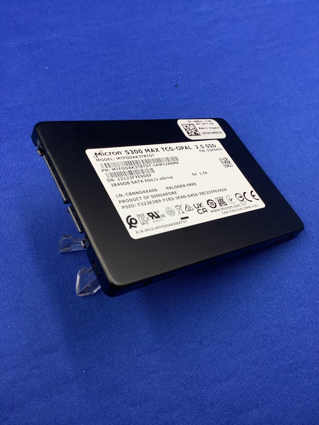 W6G21 DELL/MICRON 5300 MAX 3.84TB 2.5 6Gb SATA TCG-opal SSD 0W6G21 MTFDDAK3T8TDT