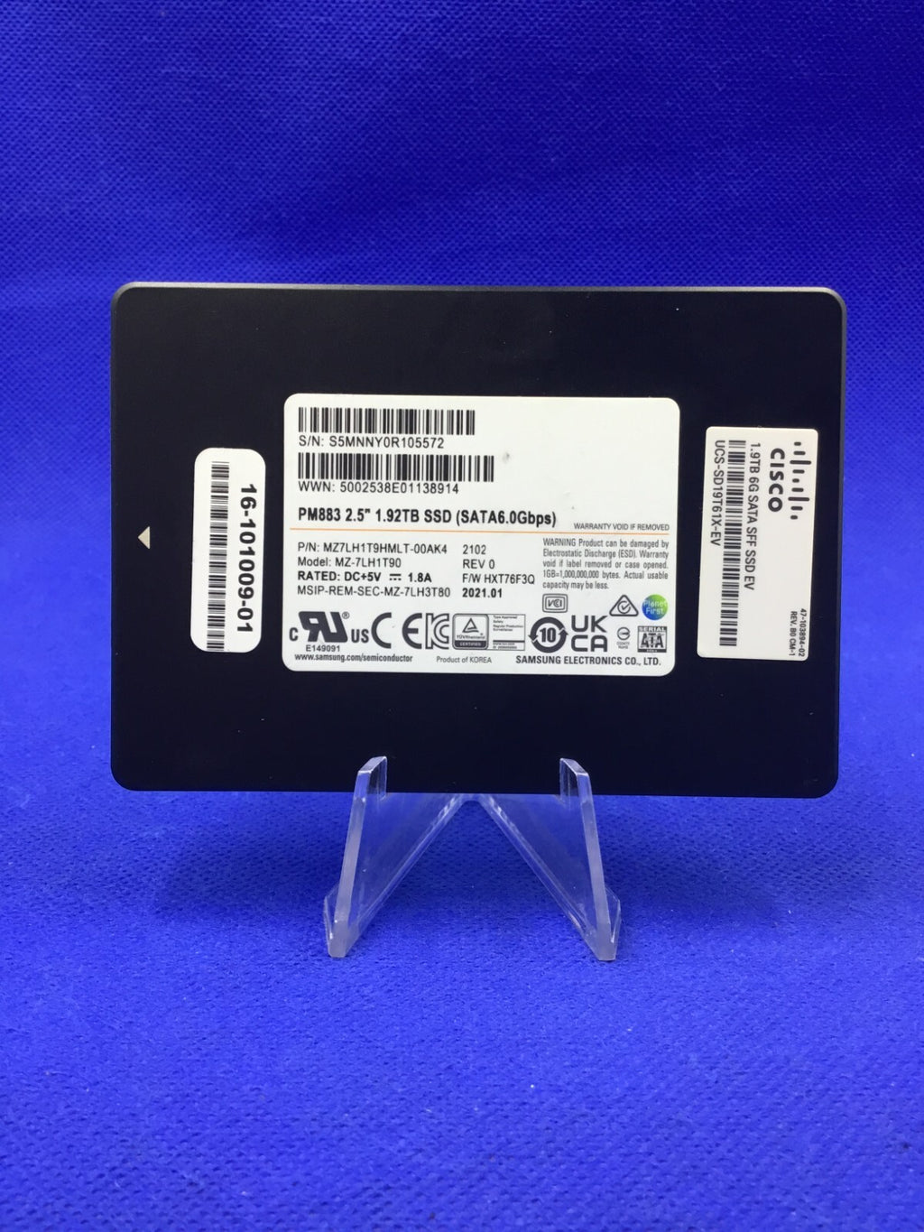 MZ-7LH1T90 SAMSUNG PM883 1.92TB SATA 6.0Gbps 2.5in SSD MZ7LH1T9HMLT