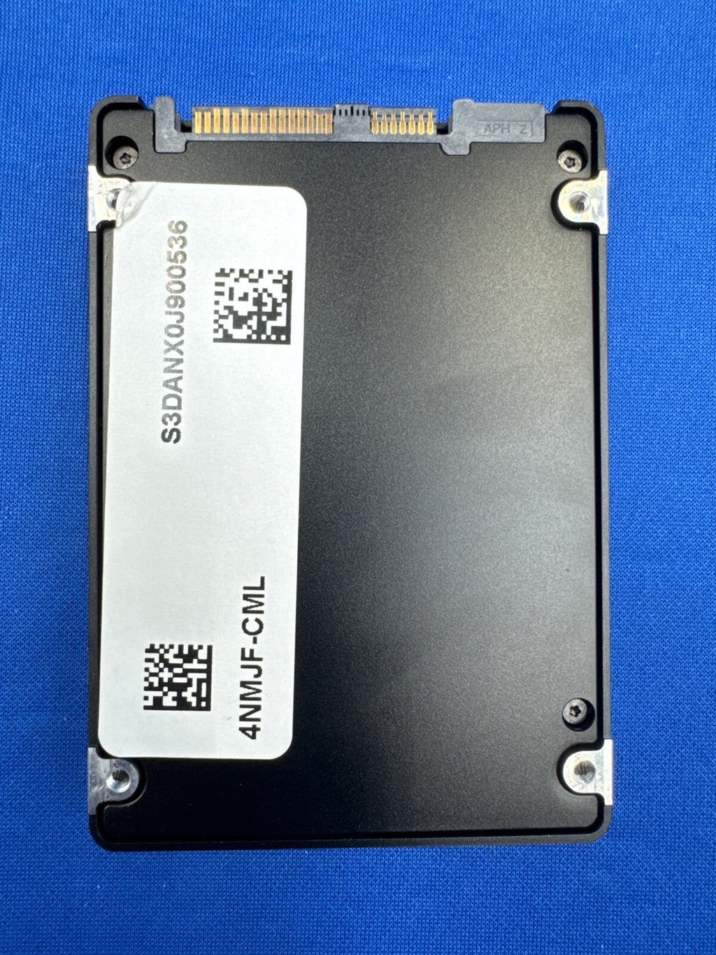 4NMJF Dell Enterprise Plus 3.84TB SAS 12Gbps RI 2.5'' SSD MZ-ILS3T8B 04NMJF