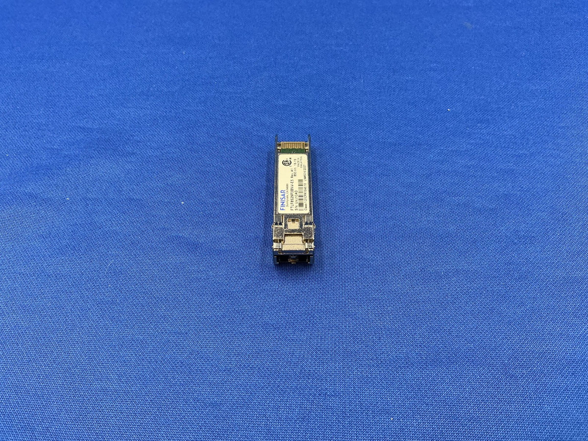 FTLF8529P3BNV-E5  Finisar 16GB SFP 850nm Transceiver