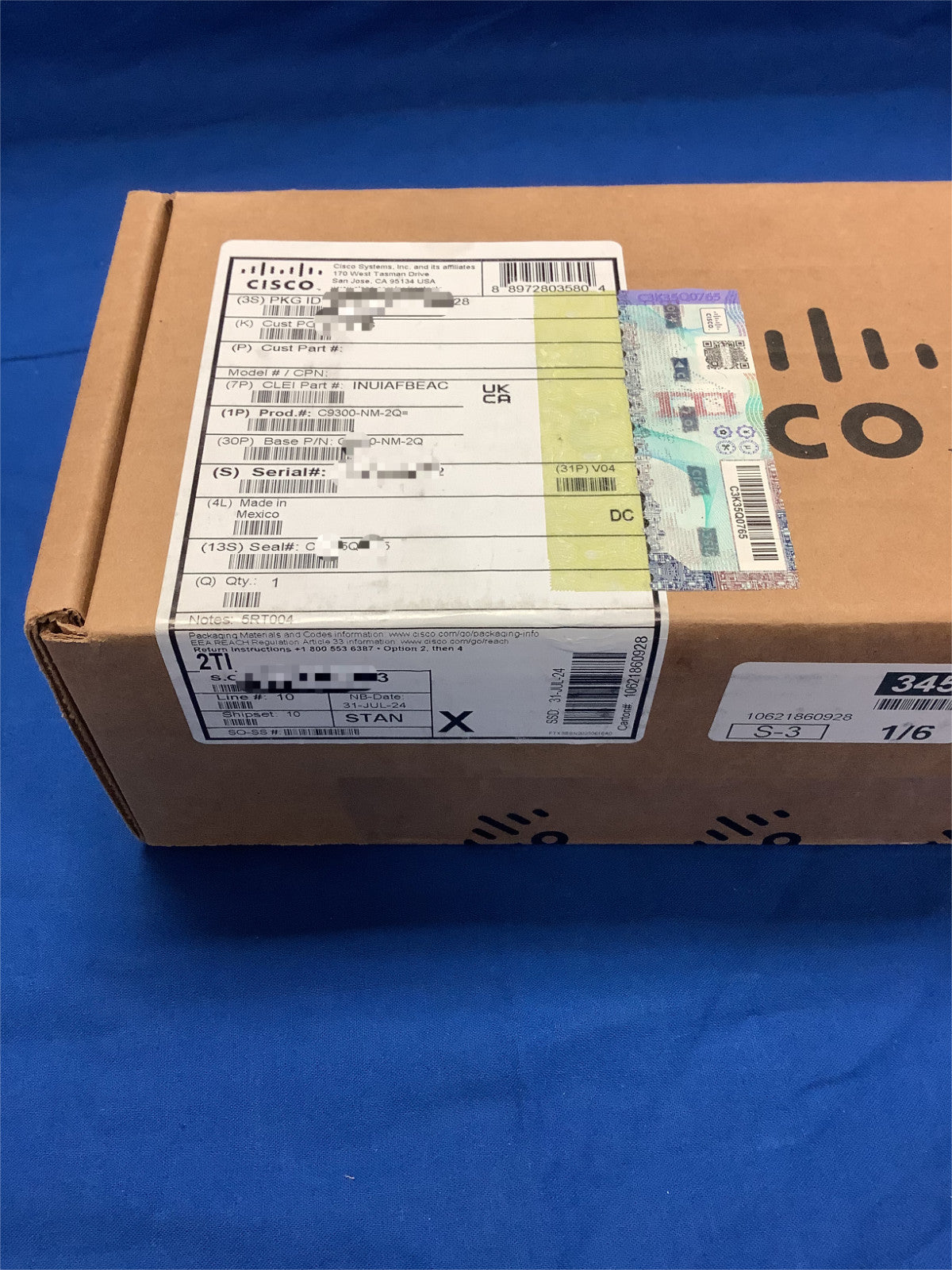 C9300-NM-2Q  Cisco Catalyst 9300 2 x 40GE Network Module