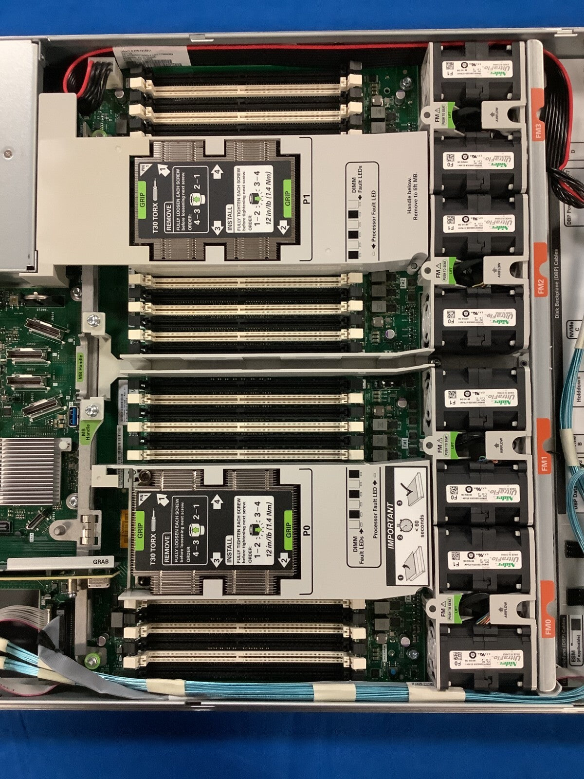 Sun Oracle Server X7-2 , 8 bay Barebones. w/1200W PSU No CPU Memory Hard Drive.