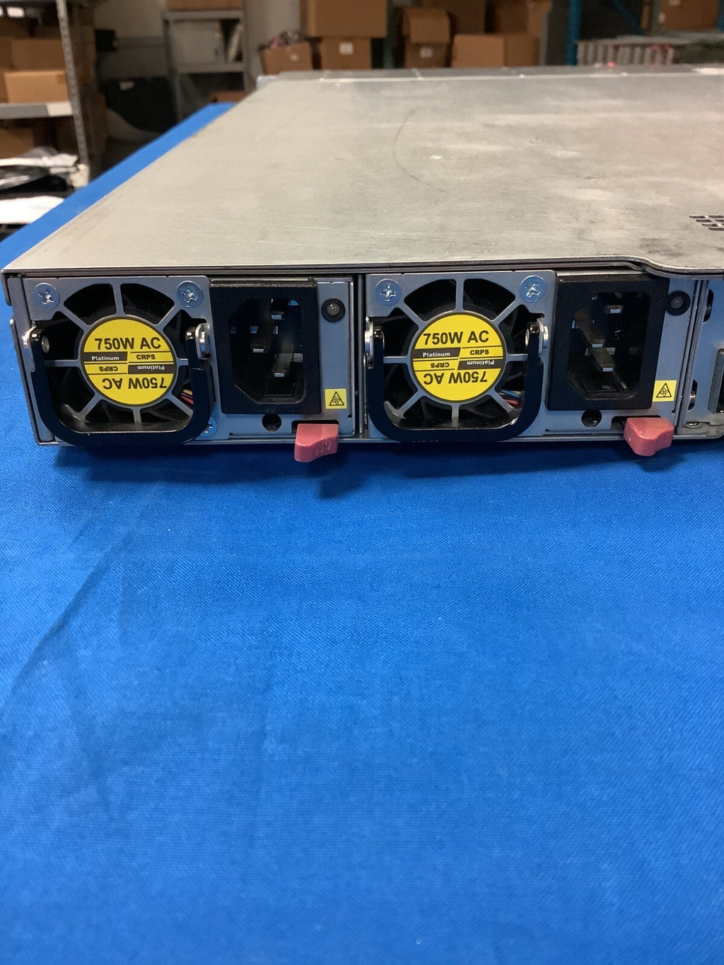 Supermicro SYS-1028U-TNRTP+ 750Wx2 PSU  64GB Internal SSD Fans and cables