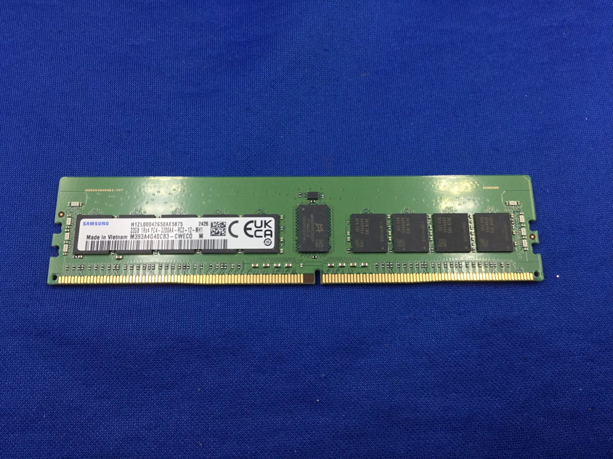 M393A4G40CB3-CWE SAMSUNG 32GB (1X32GB) 1RX4 PC4-3200A RDIMM MEMORY