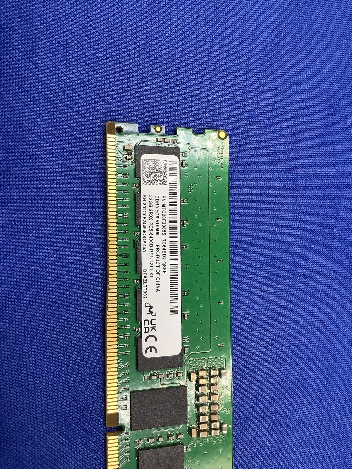 MTC20F2085S1RC64BD2  MICRON 32GB (1X32GB) 2Rx8 PC5-6400B RDIMM MEMORY