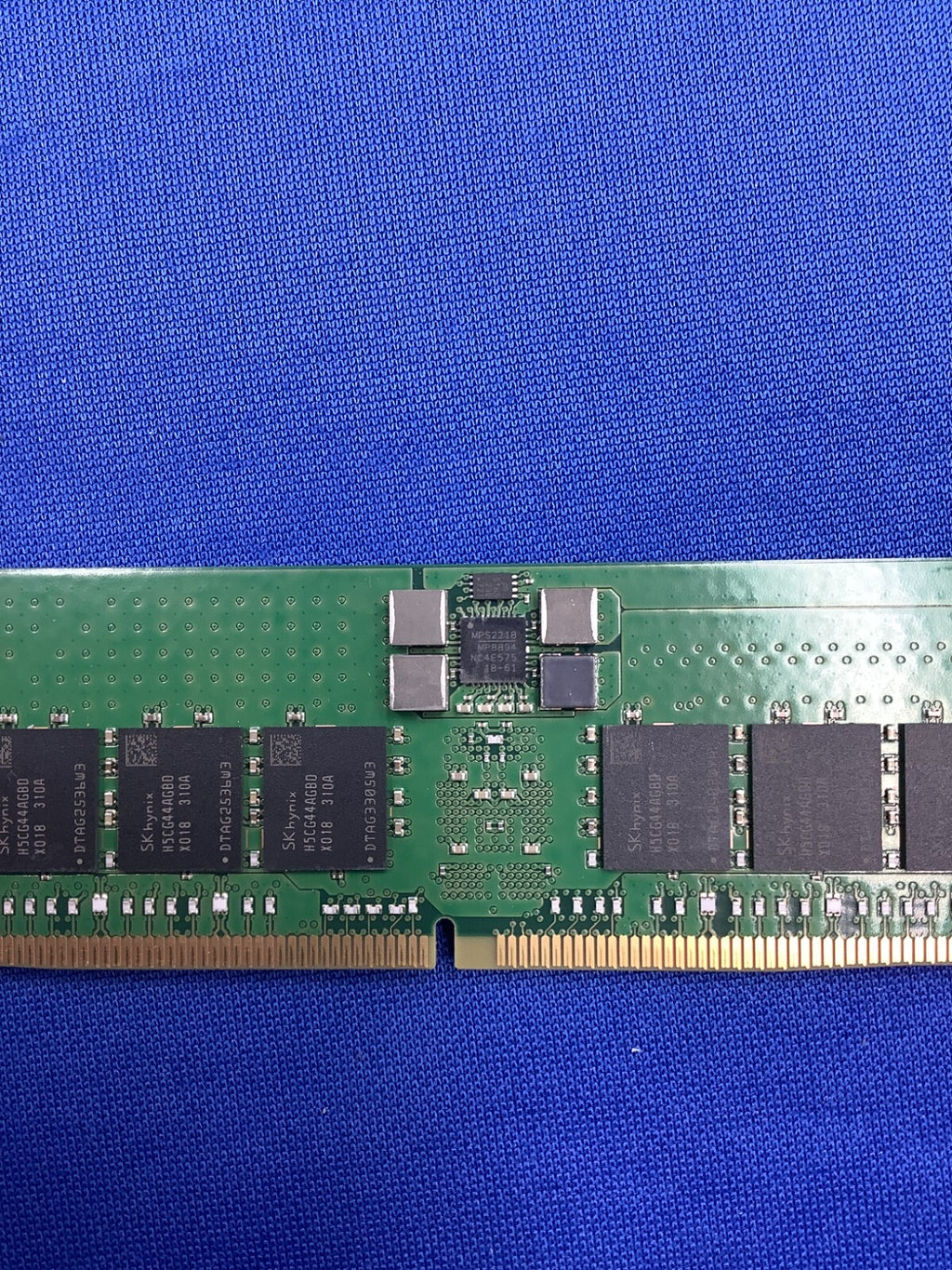 HMCG84AGBRA190N HYNIX 32GB (1X32GB) 1RX4 PC5-5600B RDIMM MEMORY