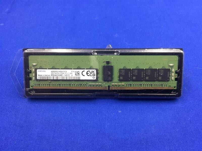 M393A4G40AB3-CWE SAMSUNG 32GB (1X32GB) 1RX4 PC4-3200AA SERVER MEMORY