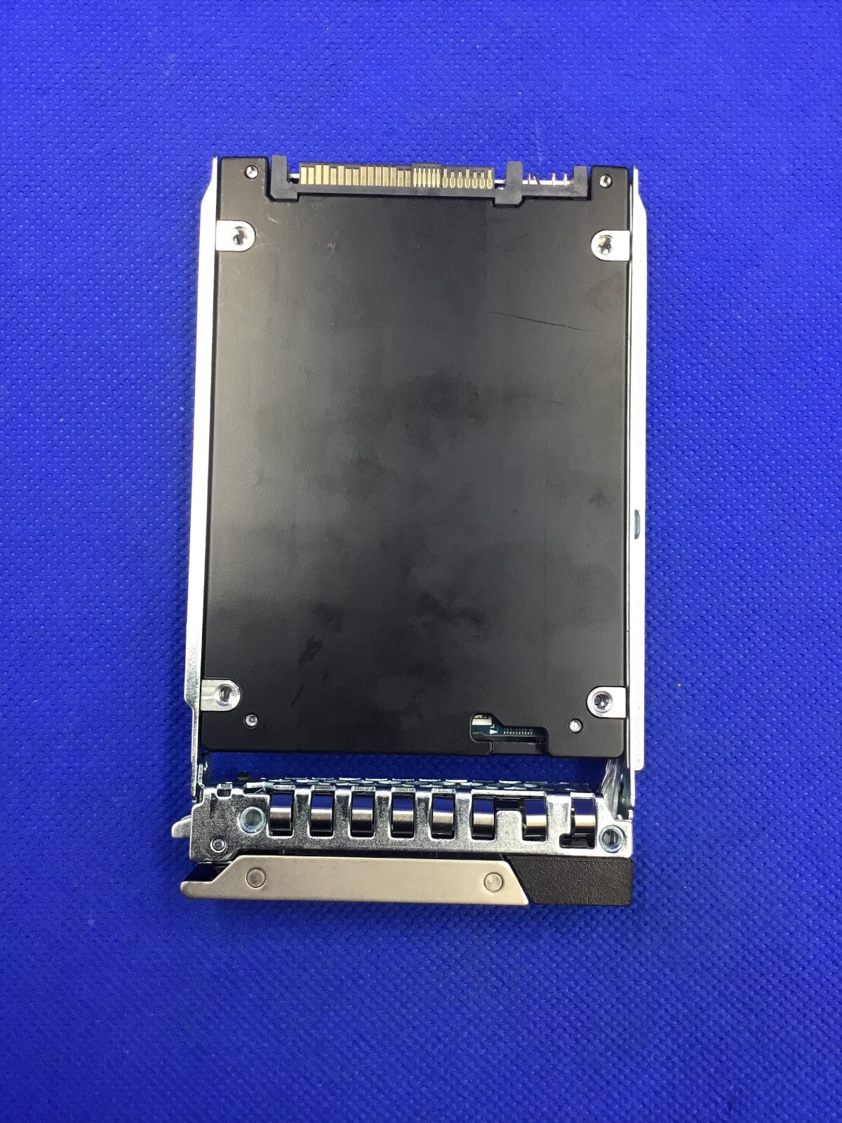 Dell N85XX 3.84TB SAS RI 12Gb/s 2.5in SSD 0N85XX KPM5XRUG3T84