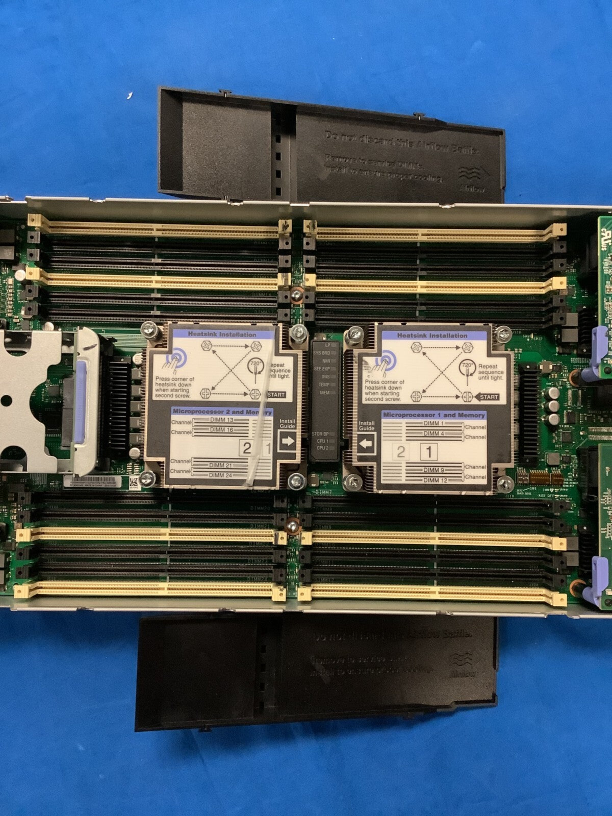 IBM LENOVO 9532 AC1 Flex System X240 M5, 00MV291 No RAM CPU Drives
