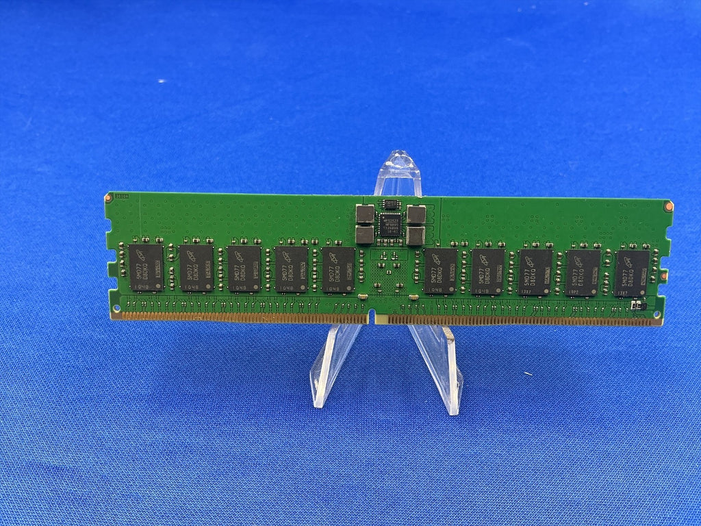 MTC20F1045S1RC56BD2  MICRON 32GB (1x32GB) 1Rx4 PC5-5600B MEMORY