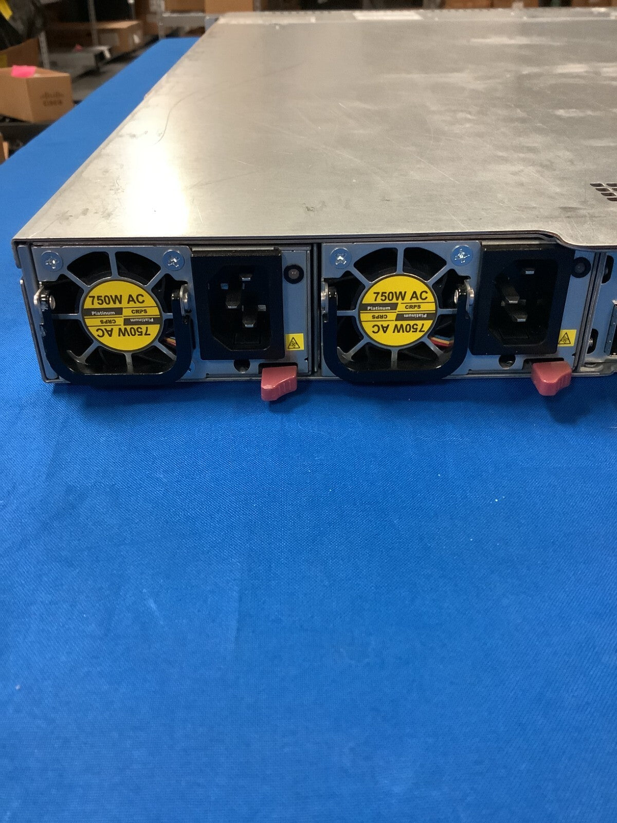 Supermicro SYS-1028U-TNRTP+ 750Wx2 PSU  Fans and cables heatsink
