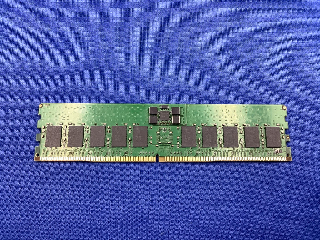 MTC20F2085S1RC56BD2 MICRON 32GB (1X32GB) 2RX8 PC5-5600B RDIMM MEMORY