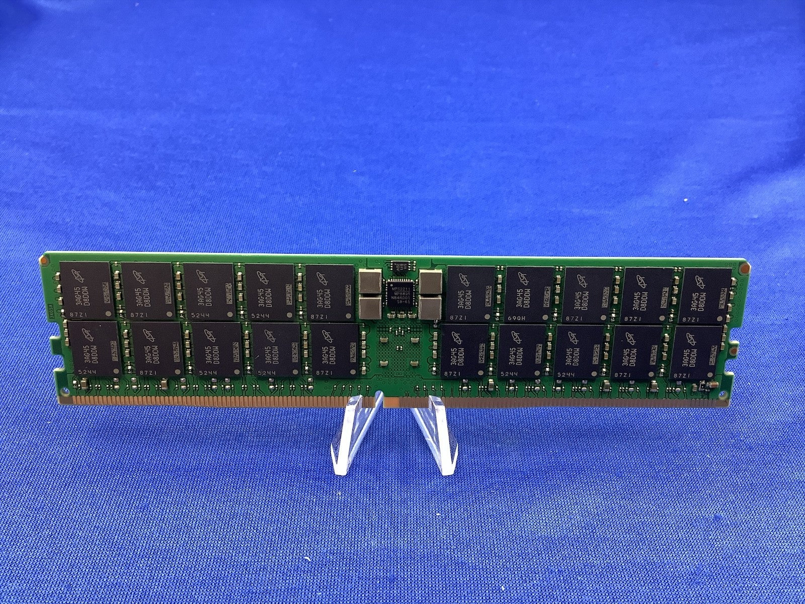 MTC40F2046S1RC56BG1 MICRON 64GB (1X64GB) 2RX4 PC5-5600B RDIMM MEMORY
