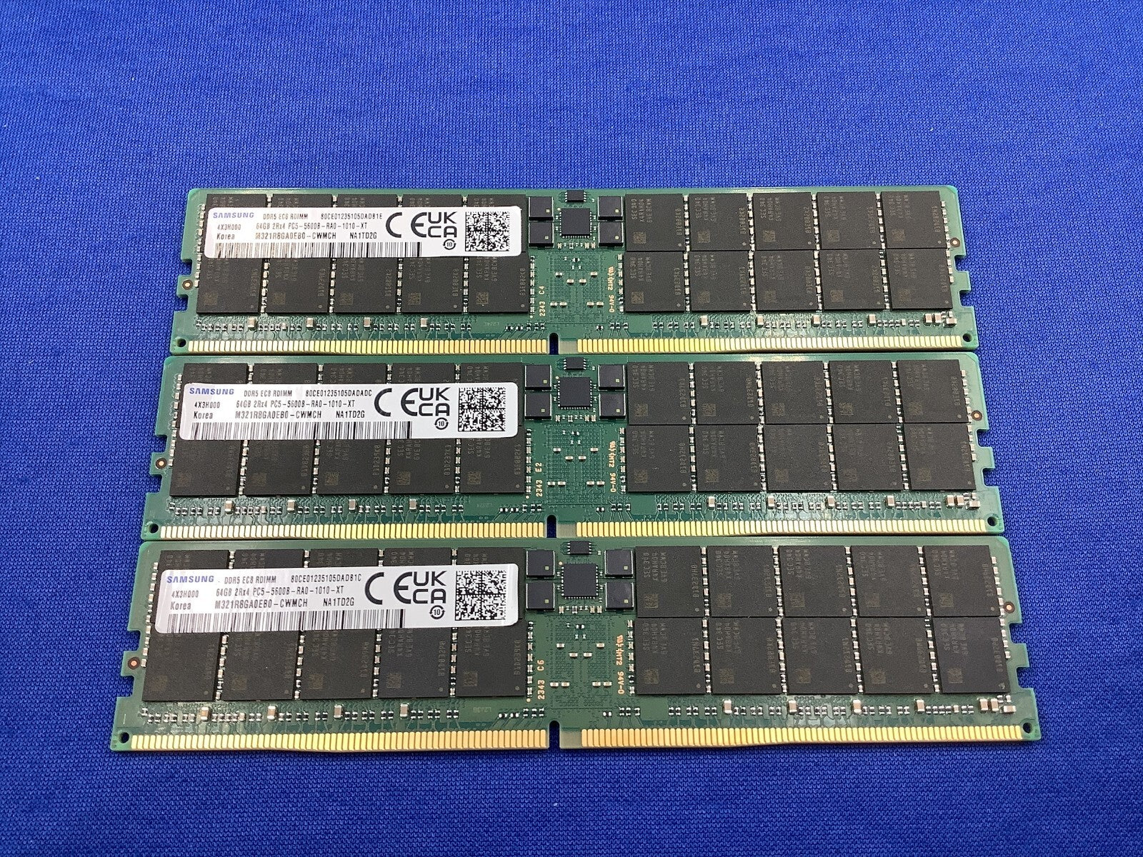 M321R8GA0EB0-CWM  SAMSUNG 64GB (1X64GB) 2RX4 PC5-5600B RDIMM SERVER MEMORY