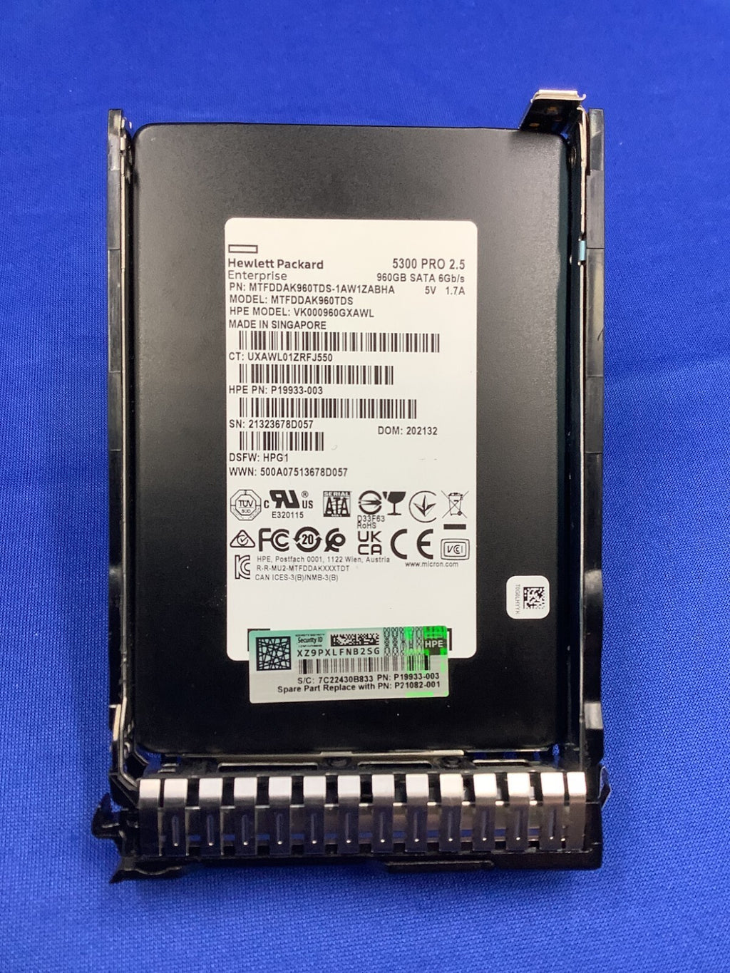 P19939-B21 HPE 960GB SATA 6G RI SFF SC 5300P SSD P21082-001 P19933-003 VK000960G