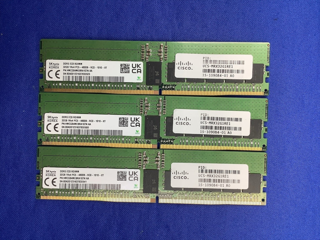 UCS-MRX32G1RE1 CISCO 32GB (1x32GB) 1RX4 PC5-4800B RDIMM MEMORY 15-109084-01