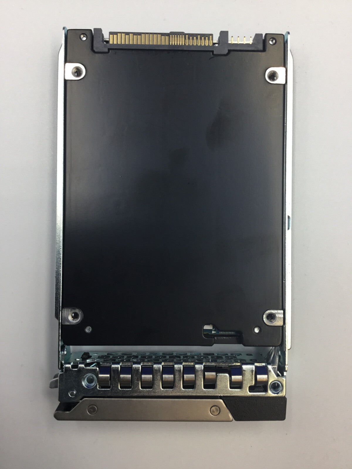 Dell N85XX 3.84TB SAS RI 12Gb/s 2.5in SSD 0N85XX KPM5XRUG3T84