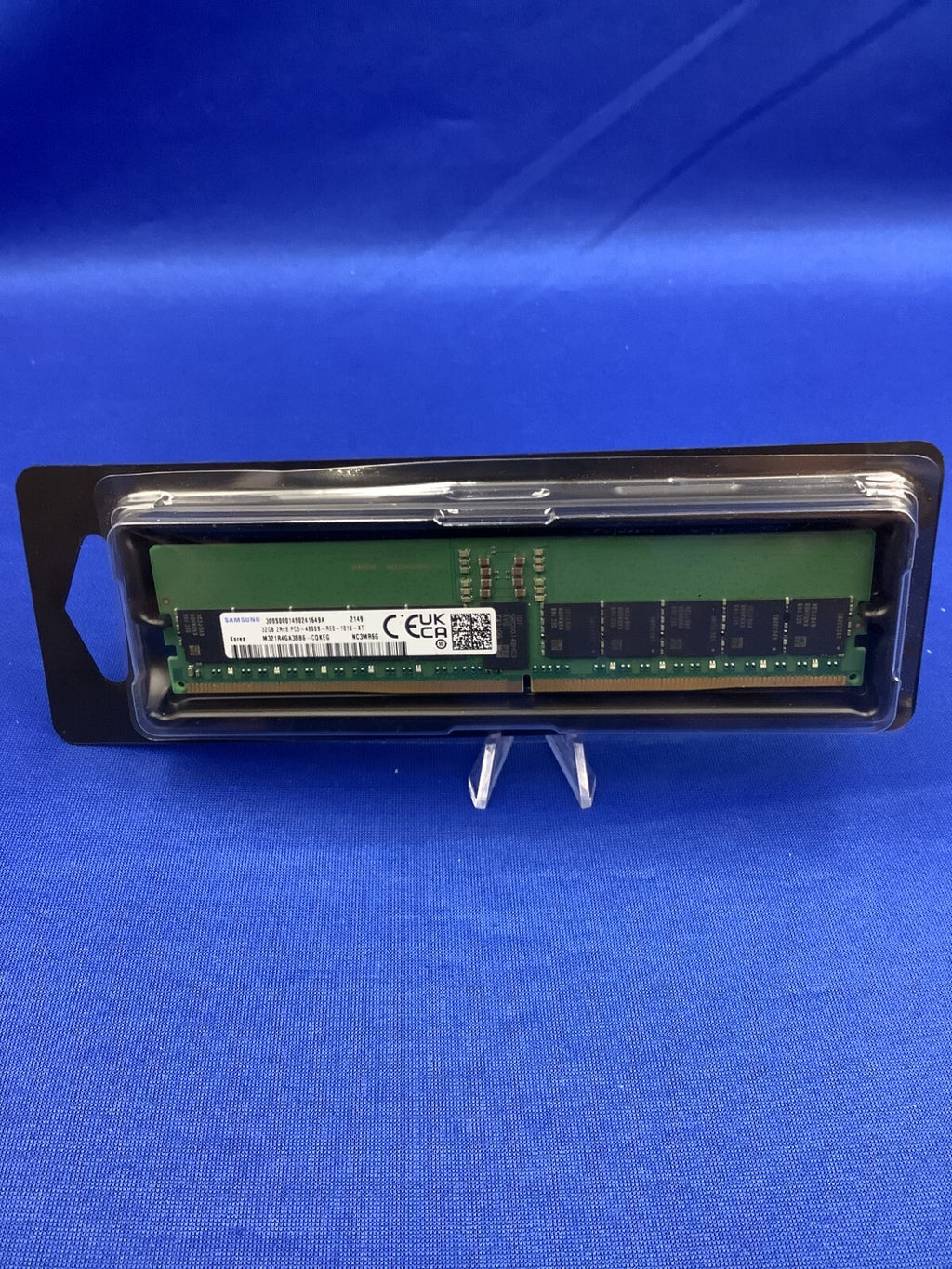 M321R4GA3BB6-CQK SAMSUNG 32G (1X32GB) 2RX8 PC5-4800B RDIMM MEMORY