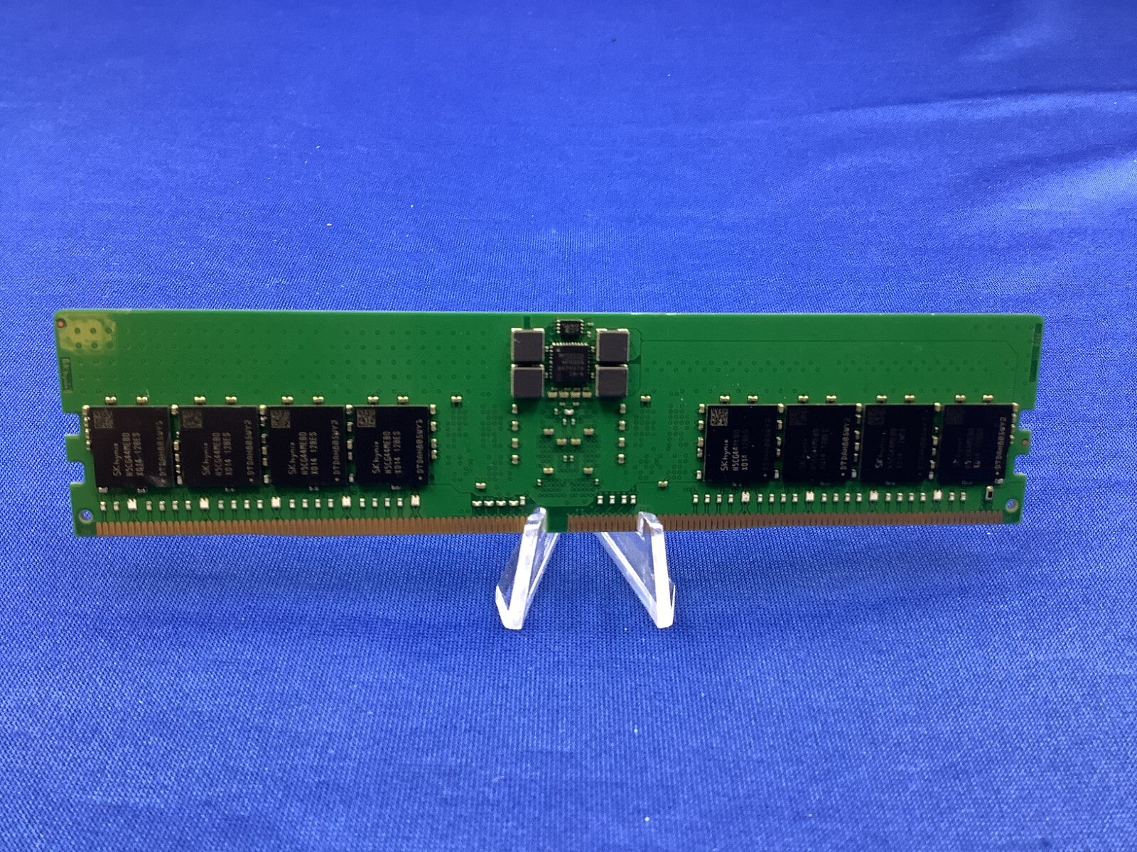 HMCG84MEBQA115N HYNIX 32GB (1X32GB) 1RX4 PC5-4800B ECC RDIMM MEMORY