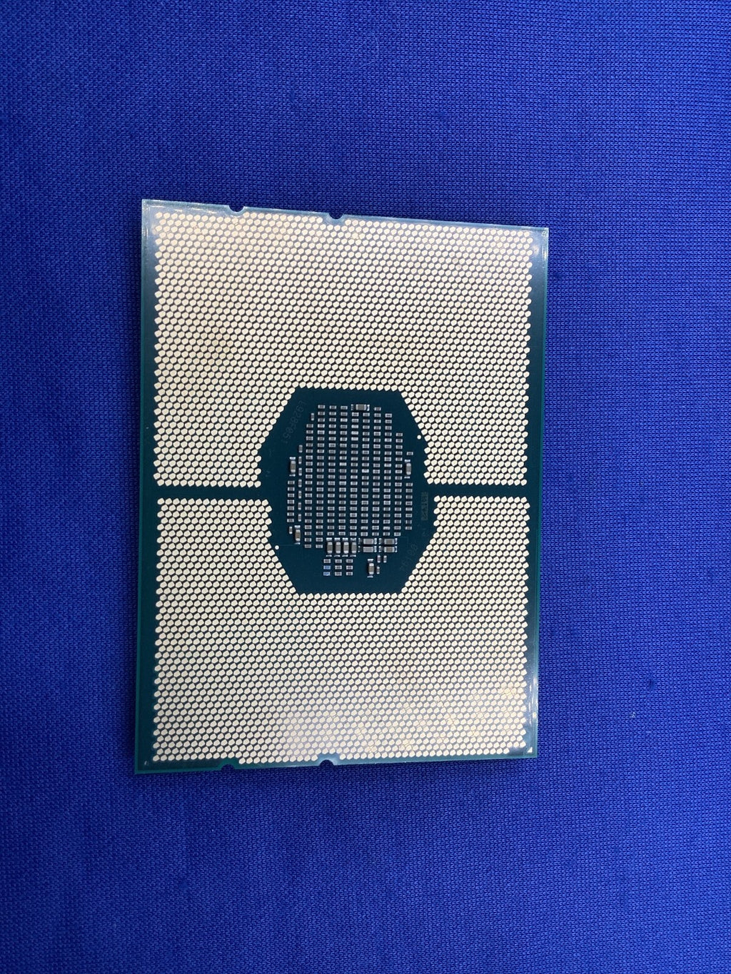 SRFB9  INTEL XEON 12 CORE CPU SILVER 4214 16.5MB 2.20GHZ CPU