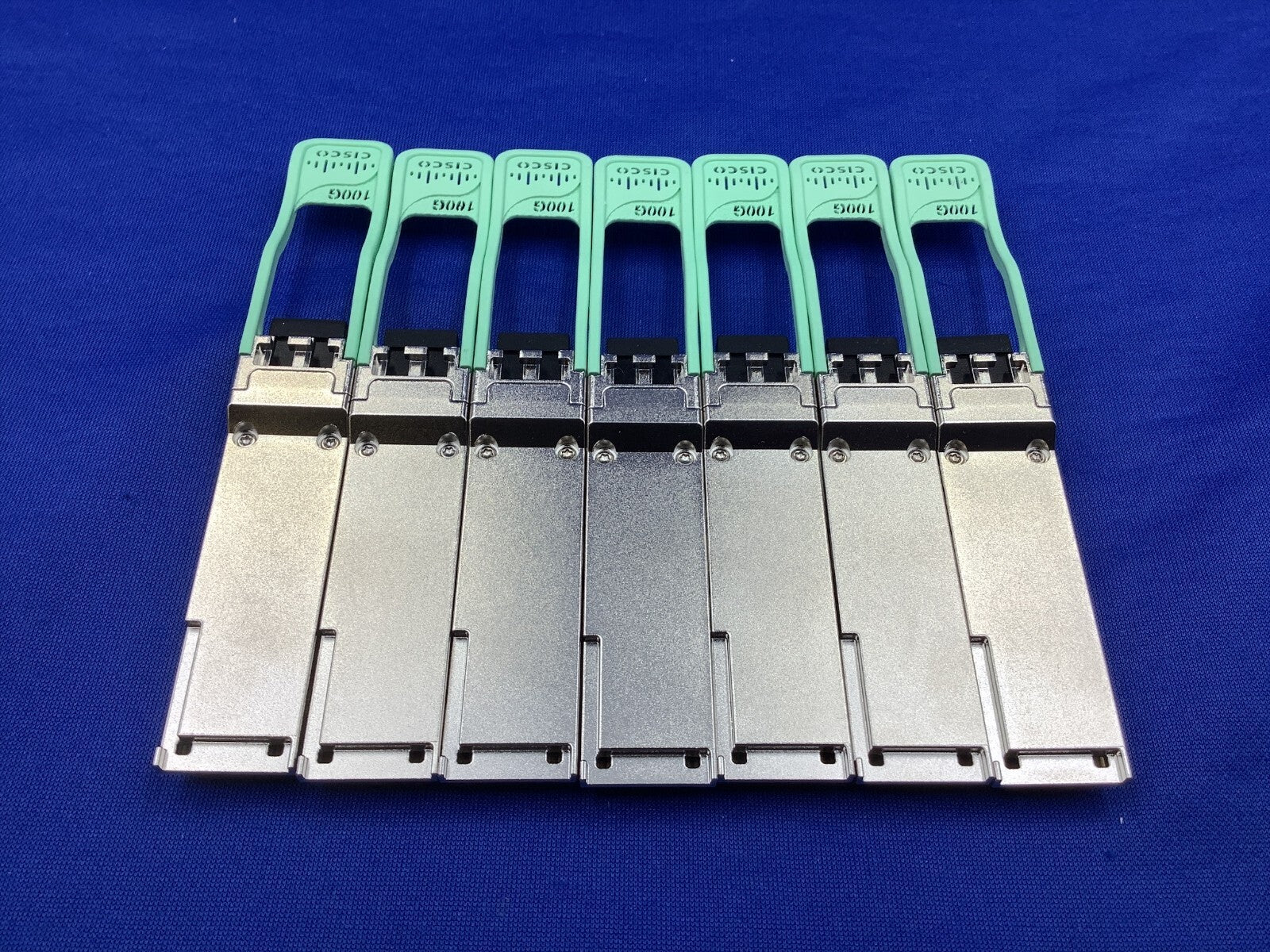 QSFP-100G-FR-W CISCO 100GBASE-FR QSFP28 OPTICS SFP 10-3556-01