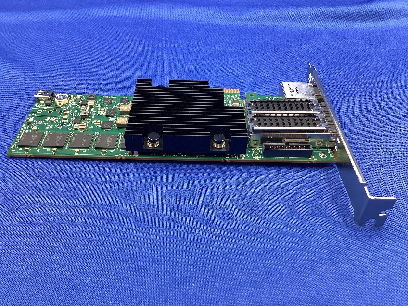 MBF2H332A-AECOT  NVIDIA Bluefield-2  25GbE 2xSFP56 Gen 4.0 x8 DPU 2-Port Adapter